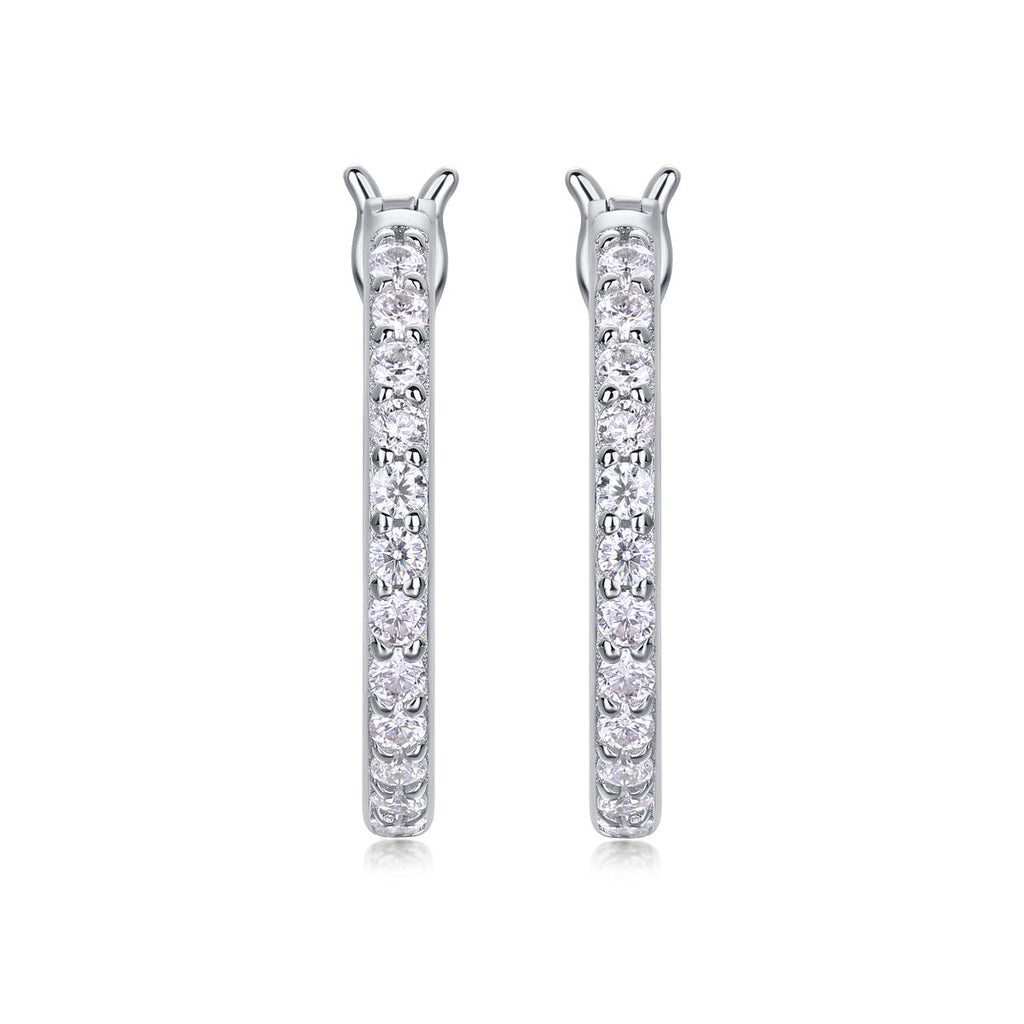 Luxurious Moissanite Silver Ear Rings With Flowing Luster