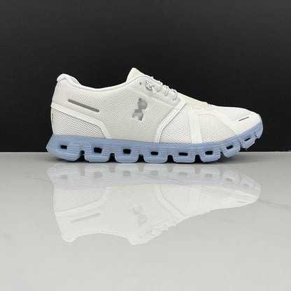 A New Generation of lightweight casual running shoes breathable and comfortable for men and women