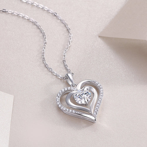 Luxurious Heart-Shaped Moshan Diamond Necklace