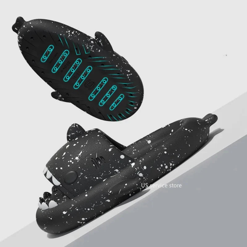 Graffiti Cloudy Shark Slippers Platform Shark Sandal Indoor Bathroom Anti skid Slides Couples Summer Shoes EVA Soft Beach Flops|