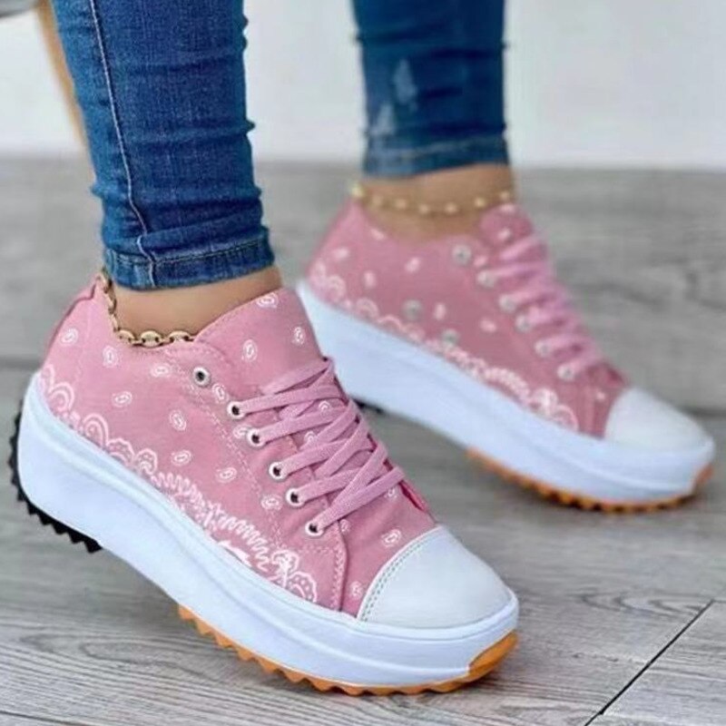 CUTE & COMFY-  Pattern Canvas Women Sneakers Casual Sport Shoes