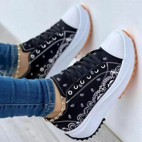 CUTE & COMFY-  Pattern Canvas Women Sneakers Casual Sport Shoes